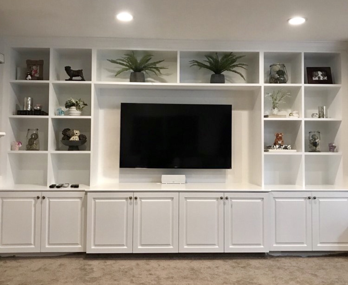 Traditional beaded inset paint grade kitchen, with a swiss coffee lacquer finsh.